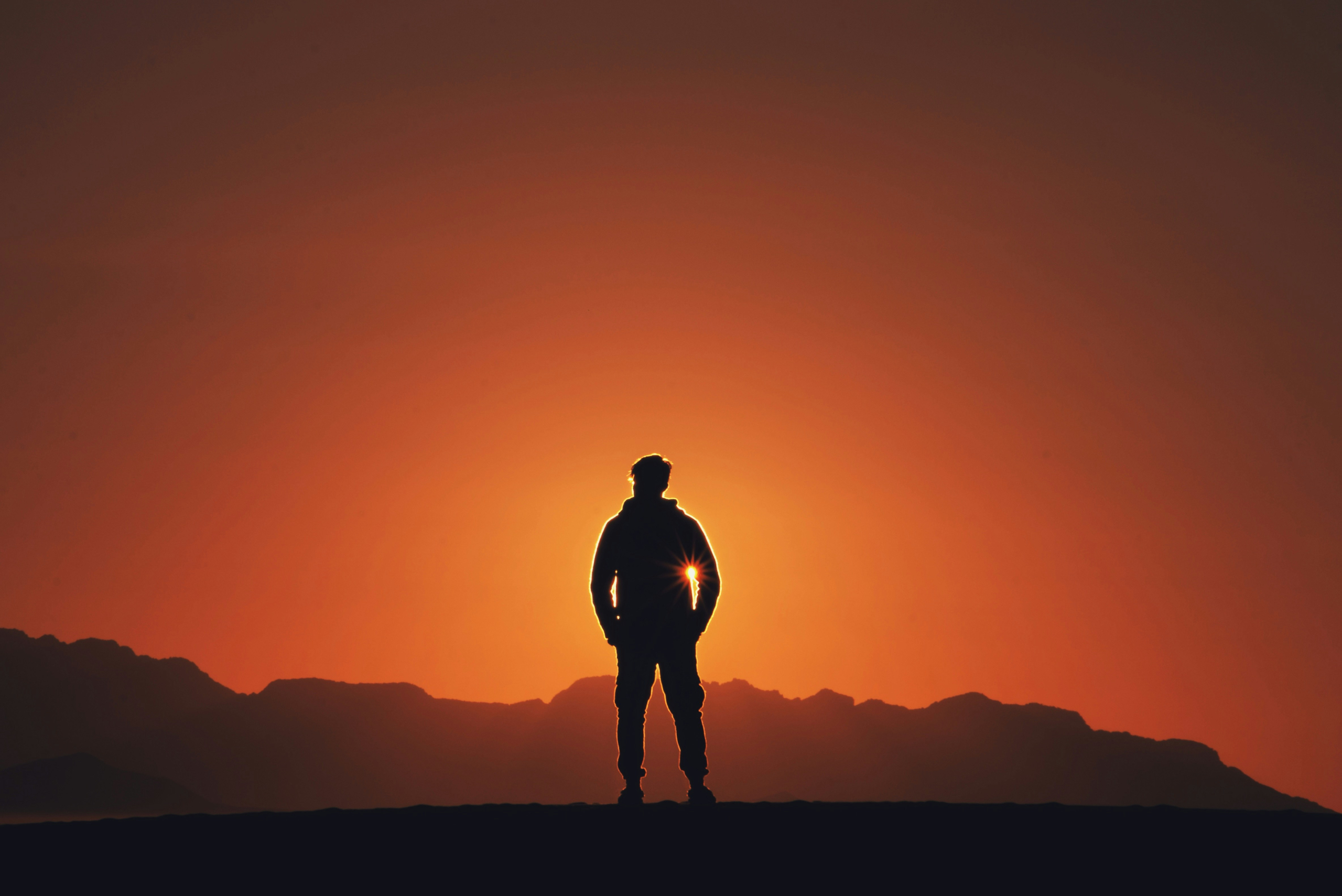 Hello Worlds, Aku Masih di Sini – Jual Ebook Motivasi untuk Kamu yang Hampir Menyerah